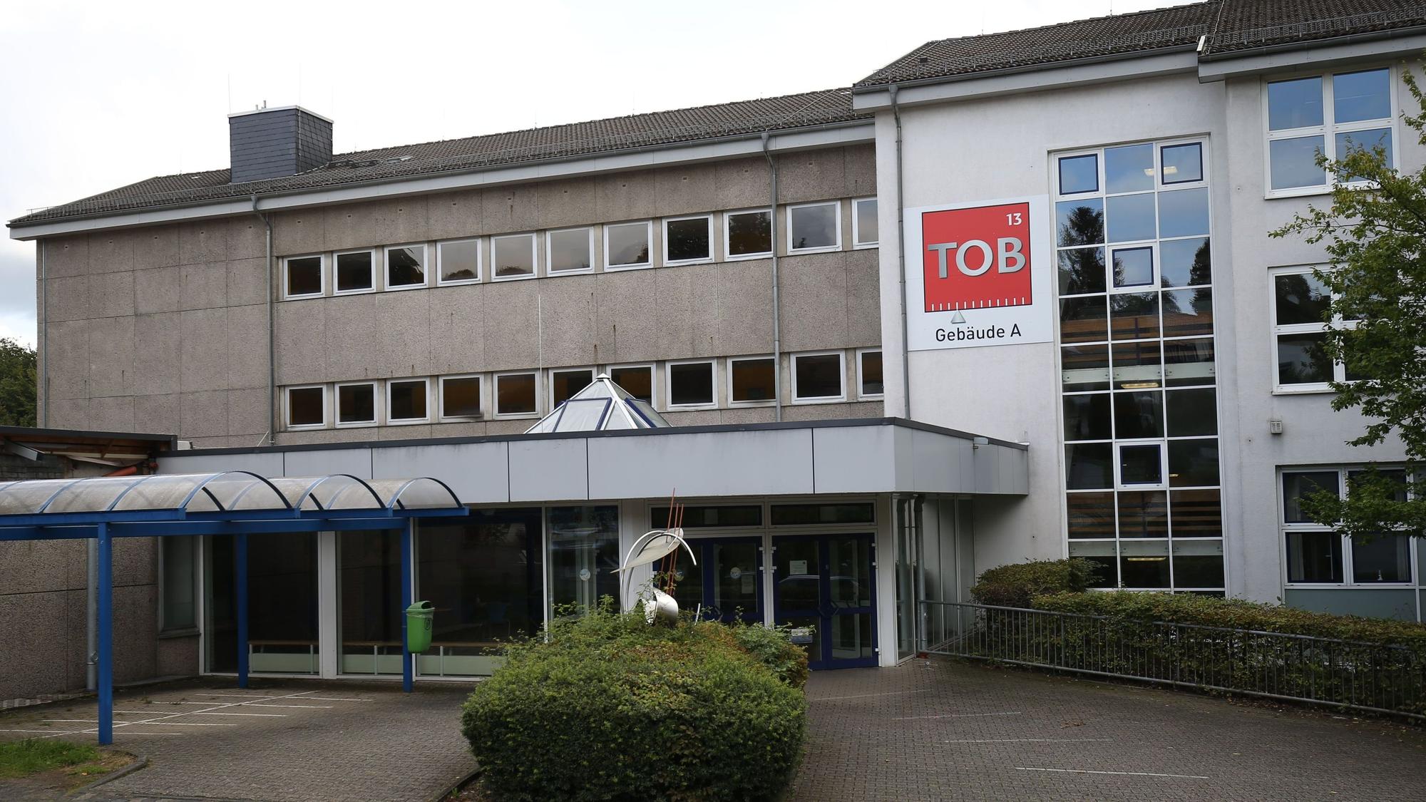 Außenansicht Sekundarschule Bielstein.