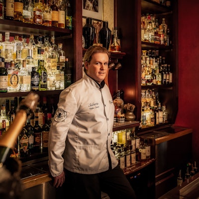 Köln. Volker Seiberts, Inhaber der Bar Seiberts in Köln.