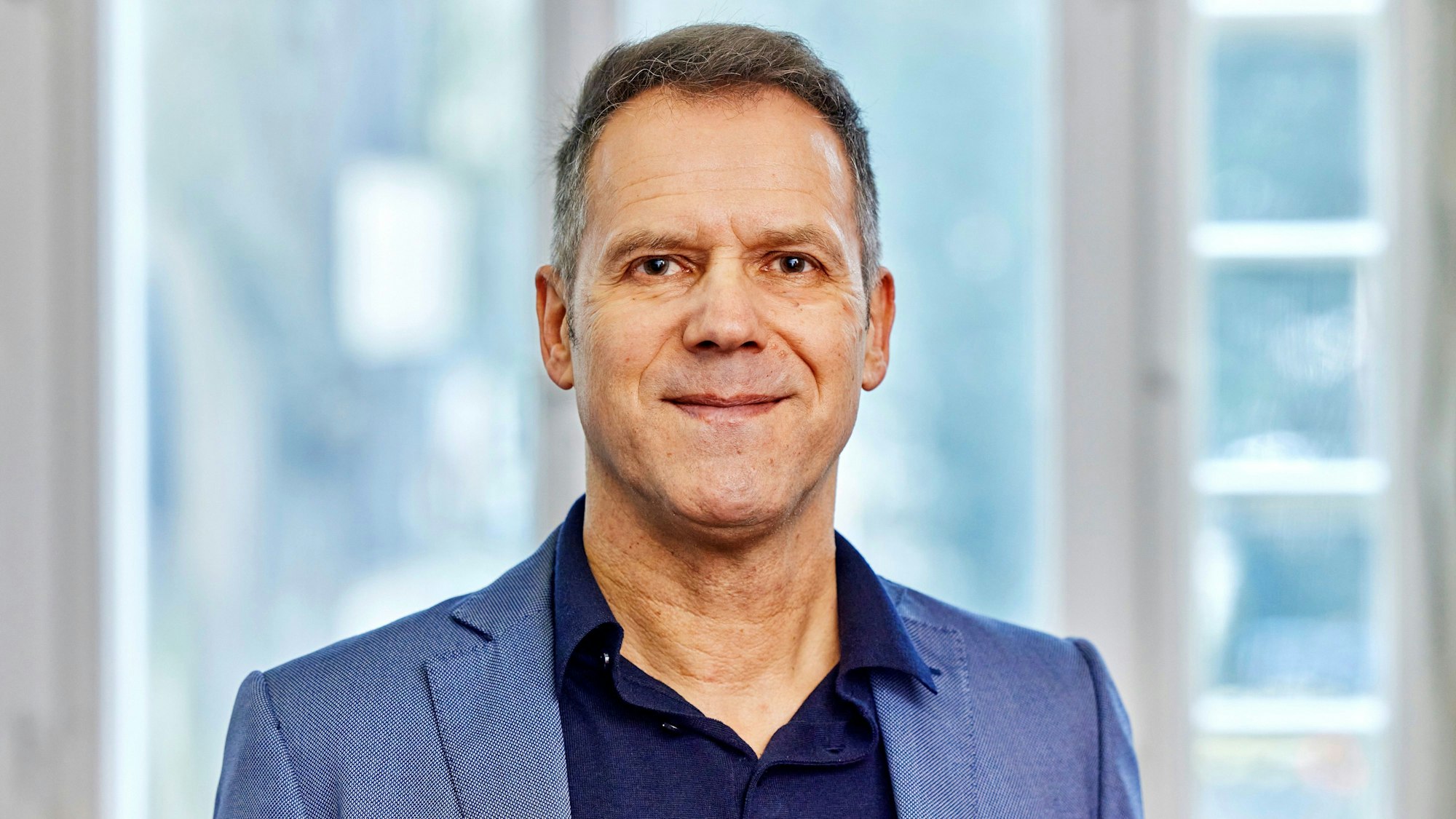 Porträt von Ansgar Thiel, dem neu gewählten Rektor an der Sporthochschule Köln.