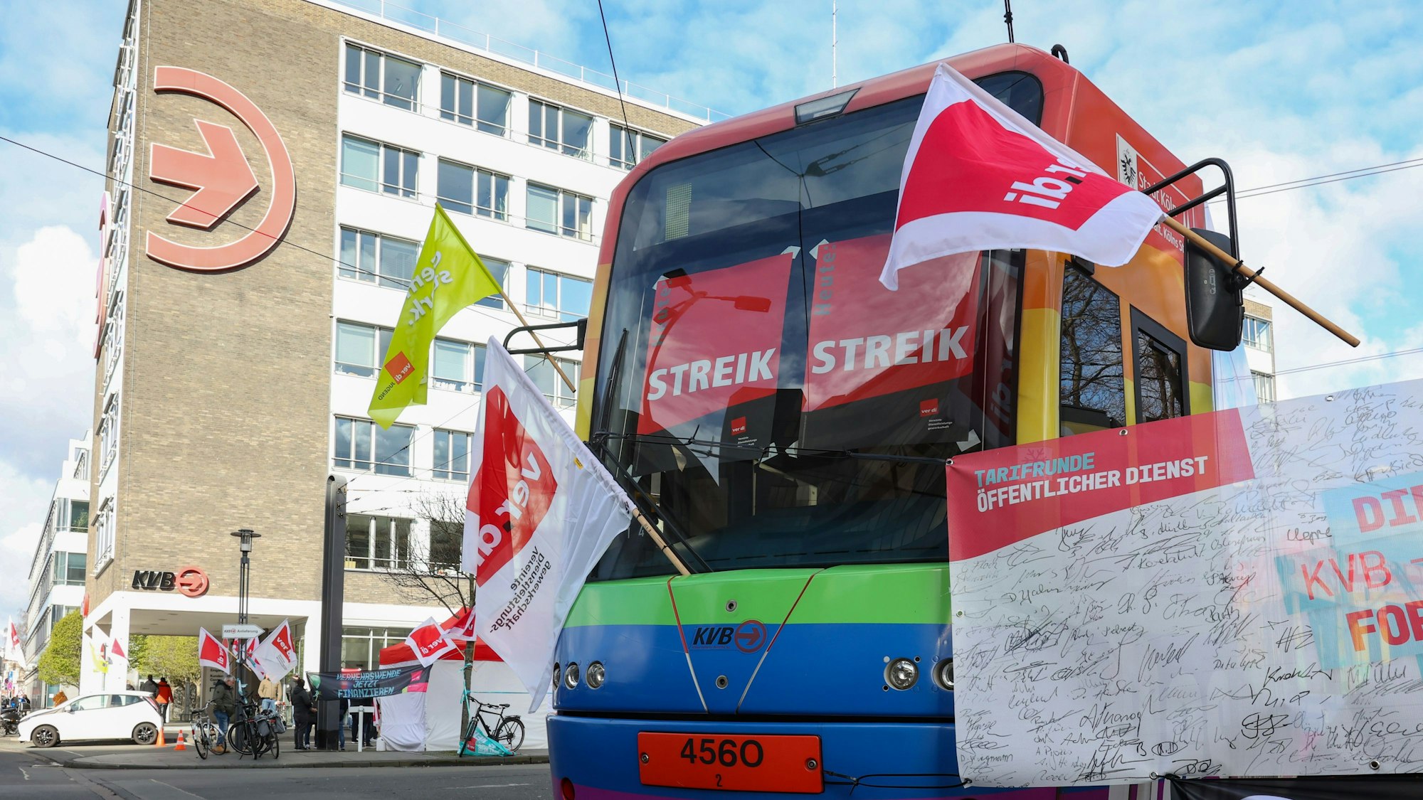 KVB-Streik am Betriebshof West der KVB