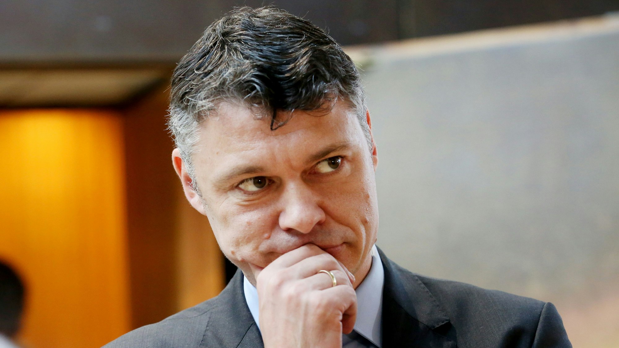 Jörg Geerlings (CDU), Vorsitzende des Untersuchungsausschusses zum Fall Anis Amri, in nachdenklicher Pose im Halbporträt.