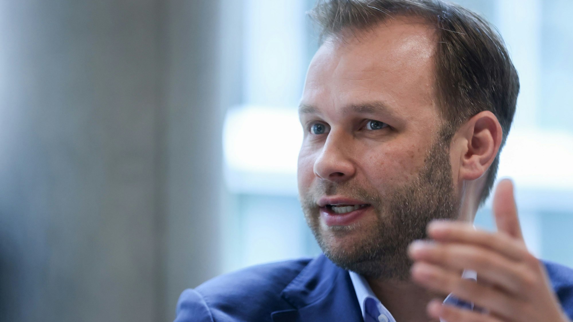 Robert Voigtsberger ist in Köln für Schule und Sport zuständig.