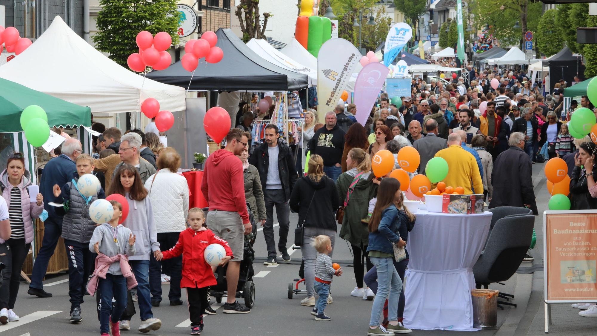 Stände beim Overather Frühling 2023