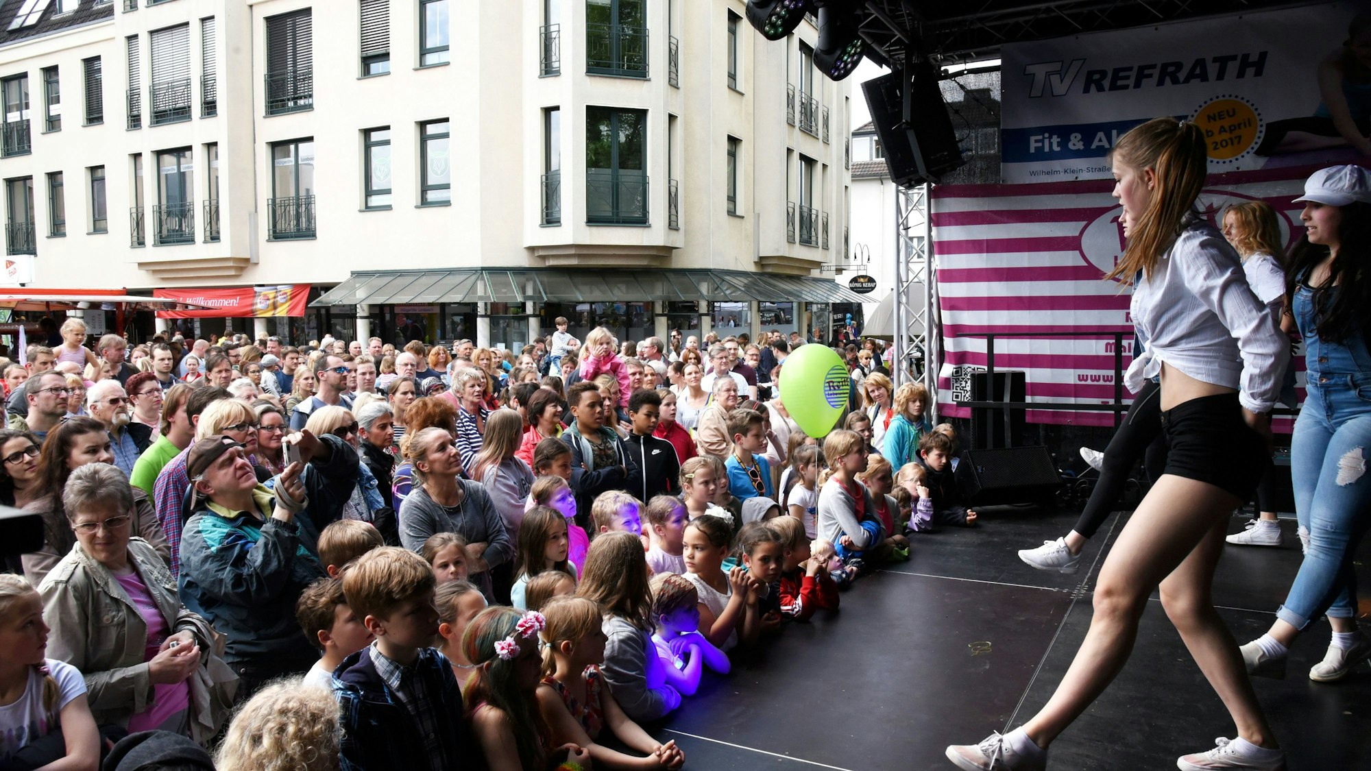 Kirschblütenfest in Refrath