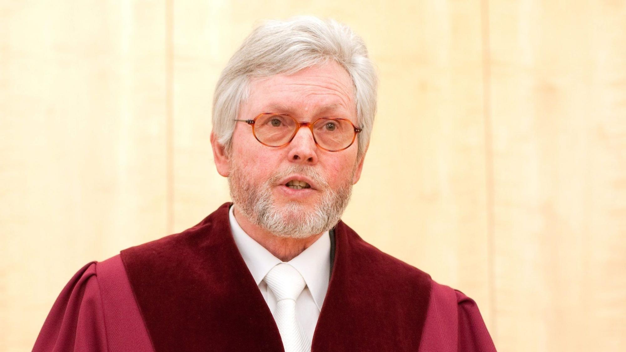 Michael Bertrams war Präsident des Oberverwaltungsgerichts und des Verfassungsgerichtshofs für Nordrhein-Westfalen in Münster
