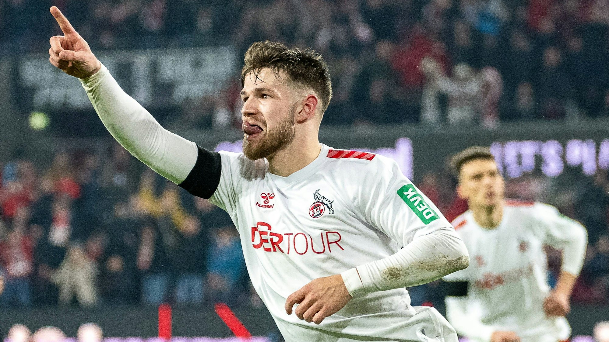 FC-Profi Jan Thielmann jubelt nach seinem Treffer zum 2:0.