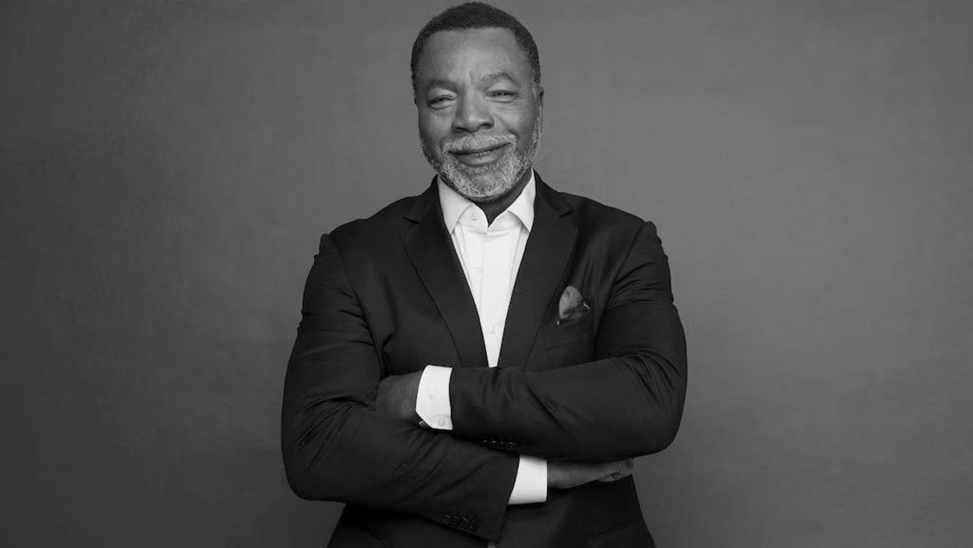Porträt des Schauspielers Carl Weathers.