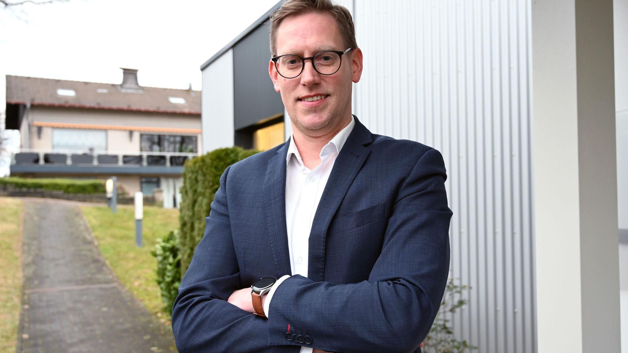 Das Foto zeigt Sebastian Heimes.