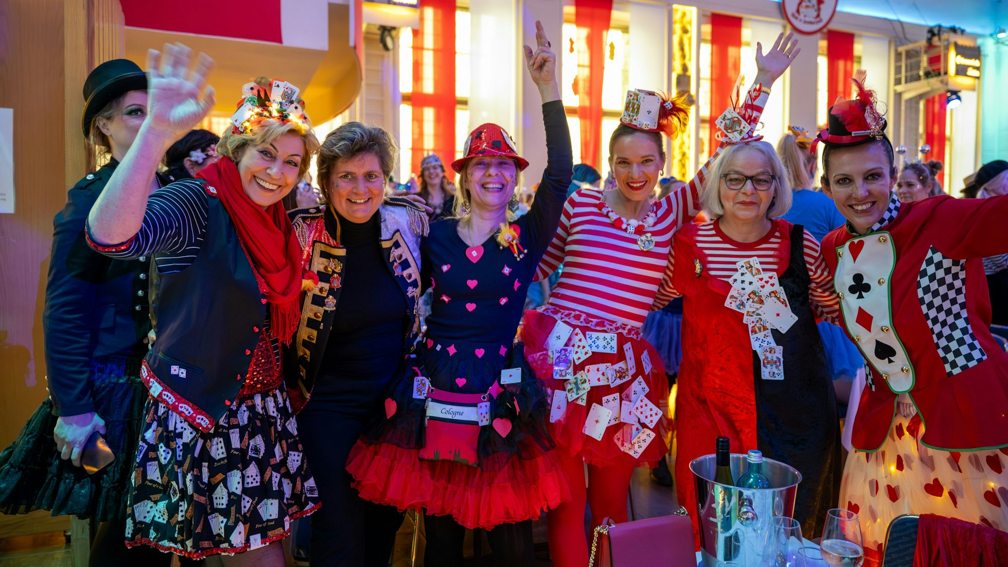 Mädchensitzung der Altstädter im Gürzenich