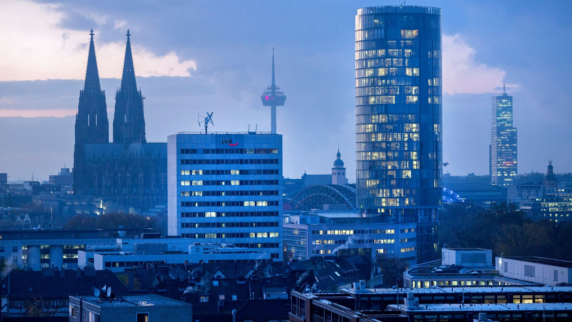 853.726 Euro hat der Top-Verdiener städtischer Unternehmen 2023 erhalten.