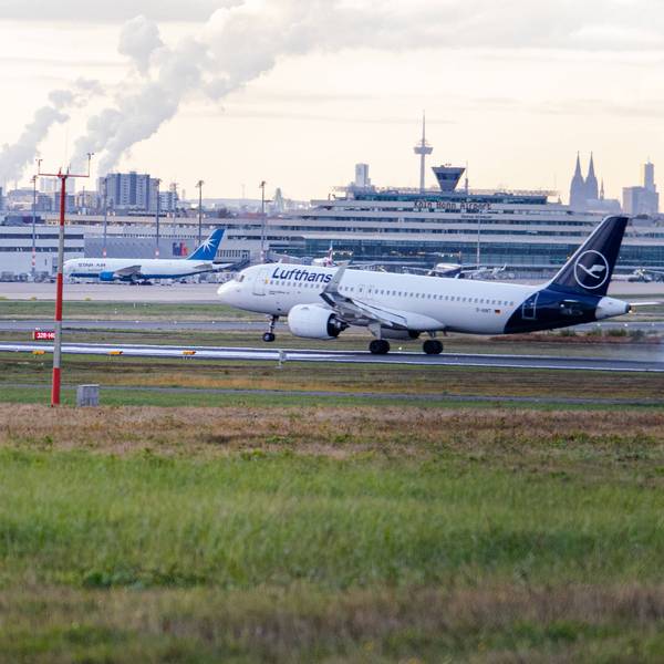 Flugverkehr am Flughafen Köln/Bonn