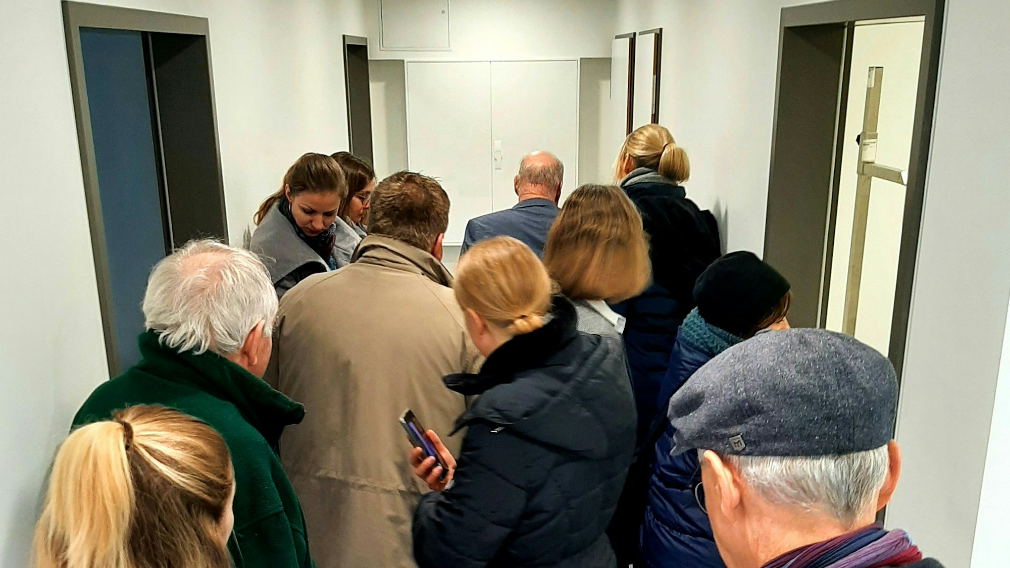 Eröffnung des Erweiterungsbaus des "Tierschutz Leverkusen e.V." an der Reuschenberger Straße 100.