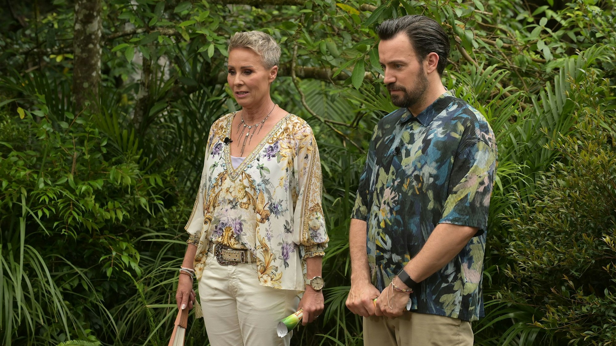 Die Moderatoren Jan Köppen und Sonja Zietlow vom RTL - Dschungelcamp „Ich bin ein Star - Holt mich hier raus!“.