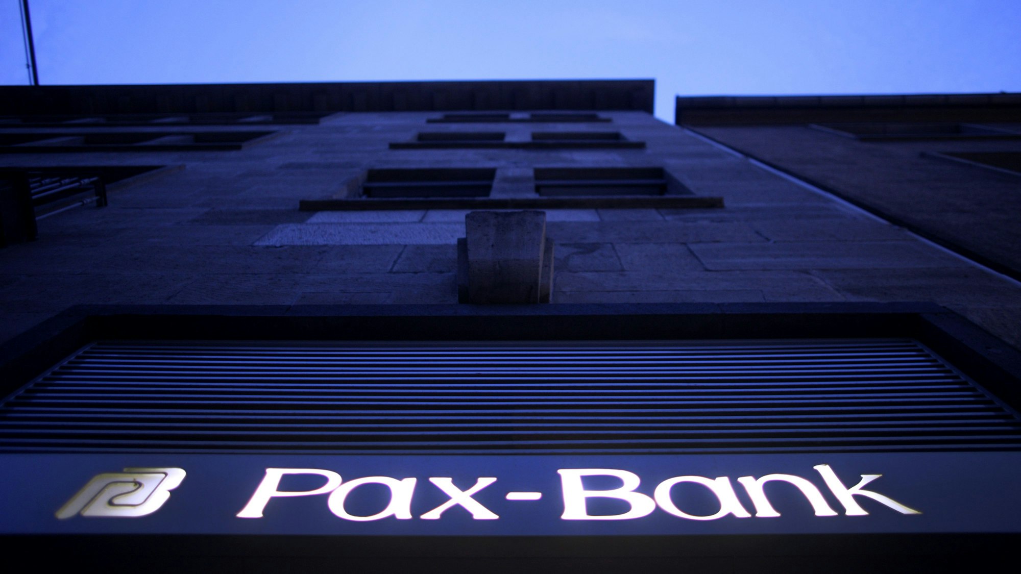 Die Zentrale der Pax-Bank, aufgenommen am Samstag (01.08.2009) in Köln.