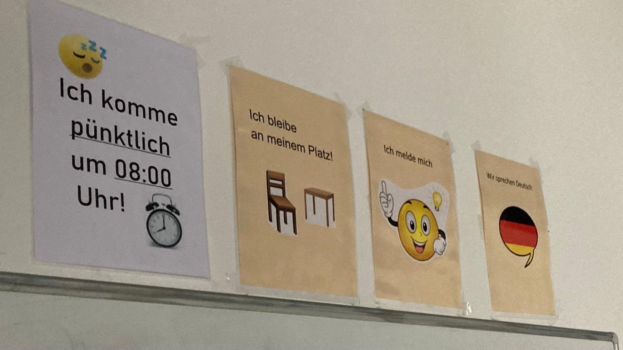 Regeln im Unterrichtsraum der ZUE St. Augustin