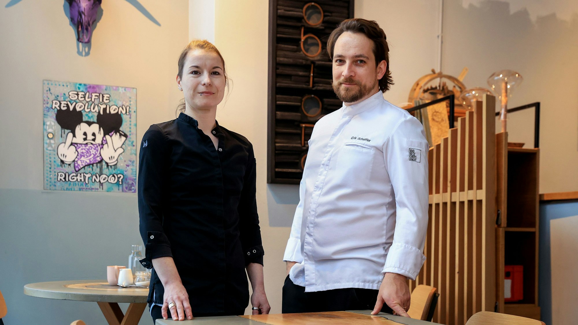 Baumann und Scheffler im Restaurant