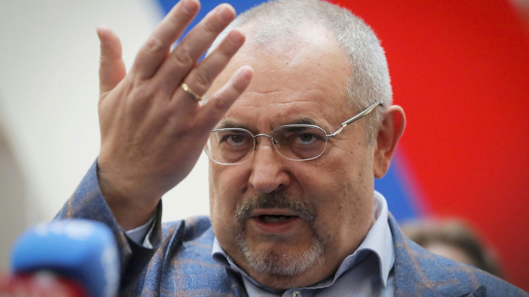 Boris Nadeschdin galt als aussichtsreichster Rivale von Wladimir Putin. Der Kritiker des russischen Angriffskriegs auf die Ukraine darf aber nicht zur anstehenden Präsidentschaftswahl antreten.