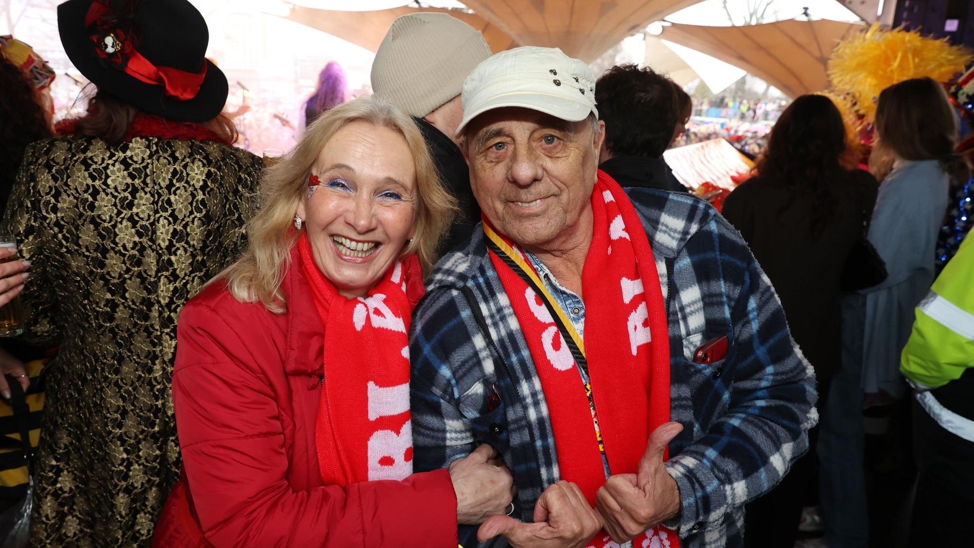 Erry Stoklosa und seine Lebenspartnerin Maggie Asbach-Bornatsch
