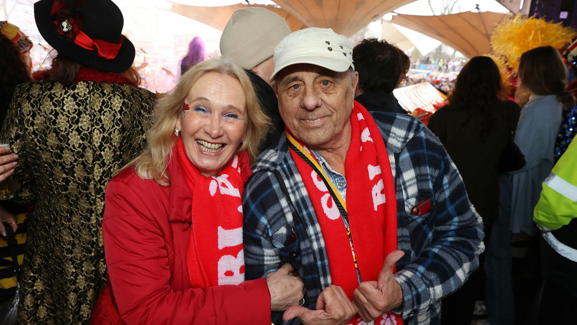 Erry Stoklosa und seine Lebenspartnerin Maggie Asbach-Bornatsch