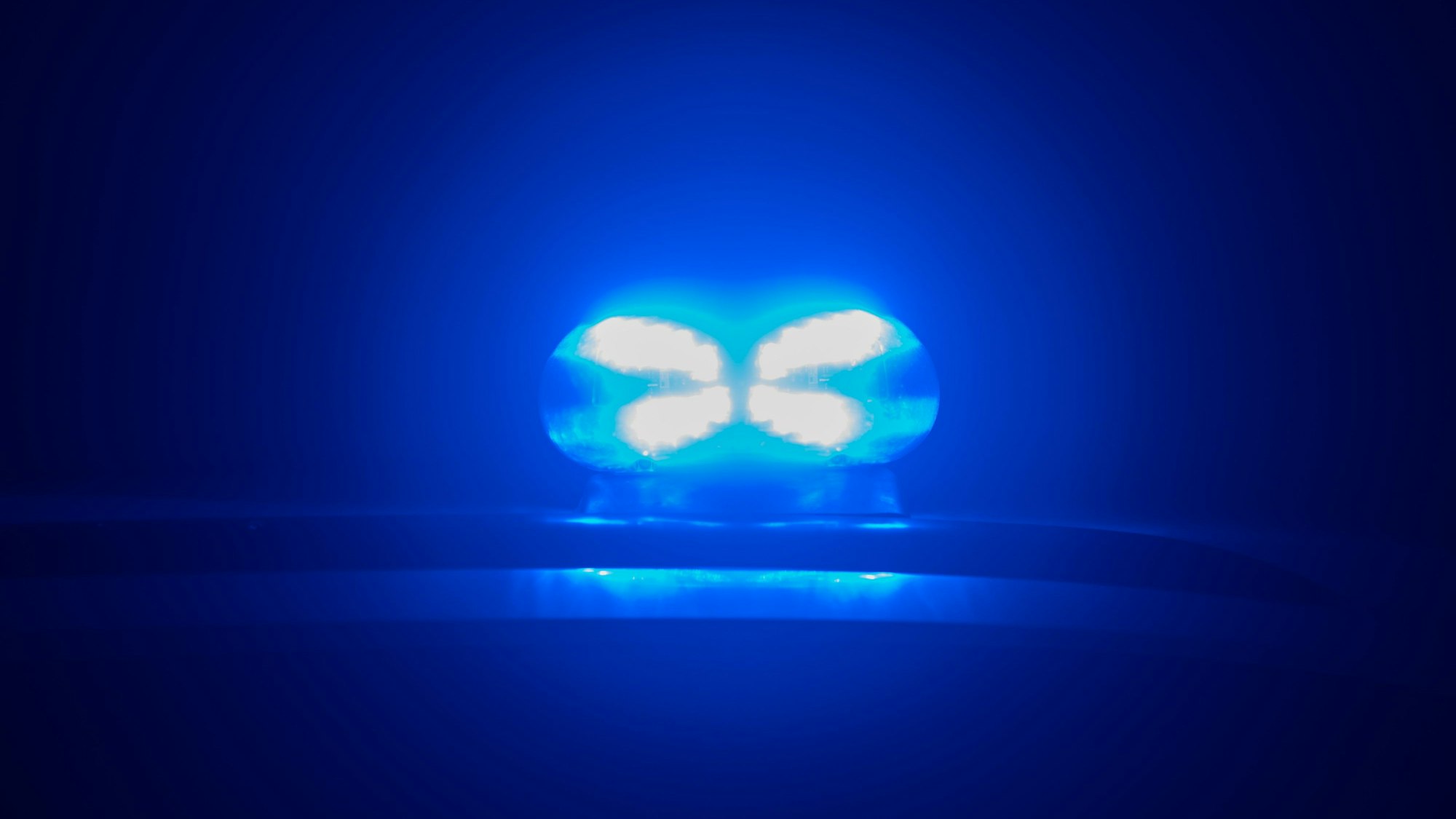 Blaulicht auf einem Polizeiwagen