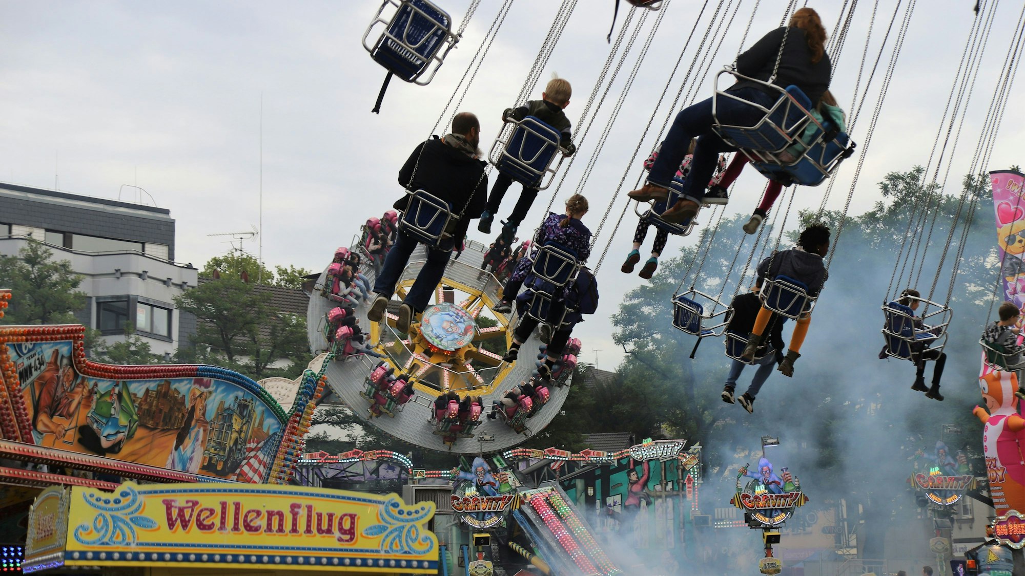 Kettenkarussell auf der Kirmes in Eitorf (Archivfoto).
