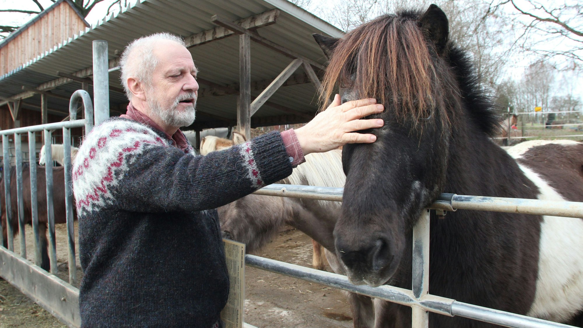 Landwirt Bernwart Geier mit Pferd