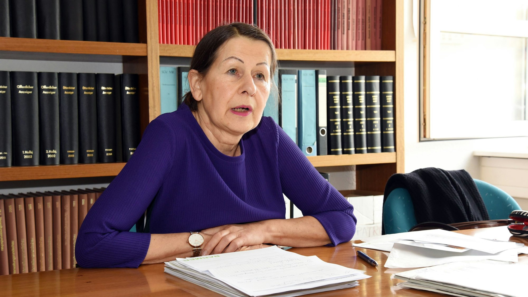 Ingrid Grabandt-Lahr im Bergneustädter Rathaus