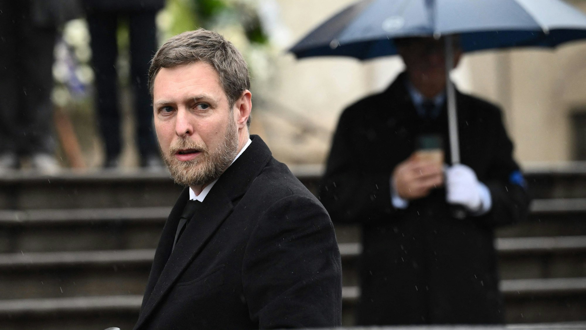 Prinz Leka II. von Albanien nahm im Februar an den Trauerfeierlichkeiten für Victor Emanuel von Savoyen teil.