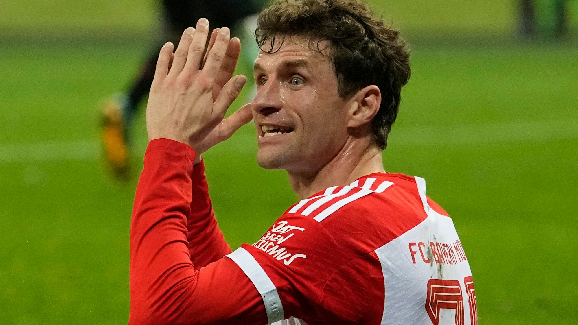 Thomas Müller beim im Topspiel bei Bayer Leverkusen.