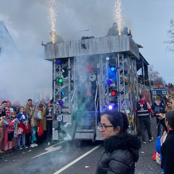 50 Gruppen zogen beim Veedelszug in Wahn mit.