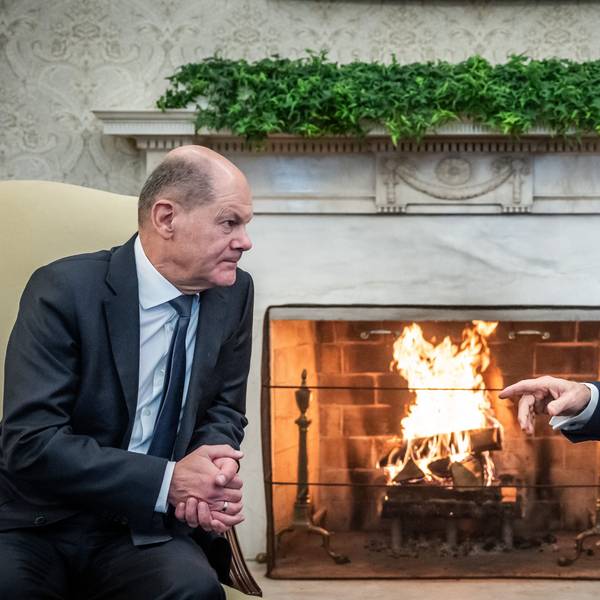Bild der Allianz: Bundeskanzler Olaf Scholz (l.) und US-Präsident Joe Biden beim Treffen im Oval Office.