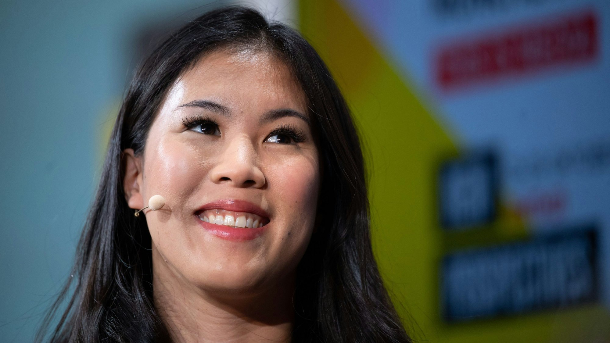 Mai Thi Nguyen-Kim, Wissenschaftsjournalistin, nimmt an der Eröffnung der 35. Medientage München teil.