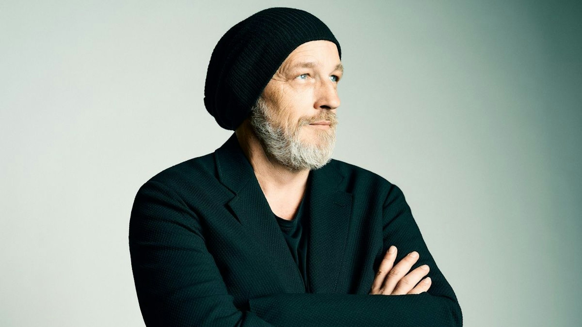 Kultur in Leverkusen im März 2024. Der Comedia Torsten Sträter tritt in der Ostermann-Arena auf.