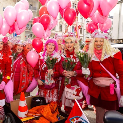13.02.24, Köln. Merowinger Strasse. Schul-und Veedelszug in der  Südstadt. Foto:Dirk Borm