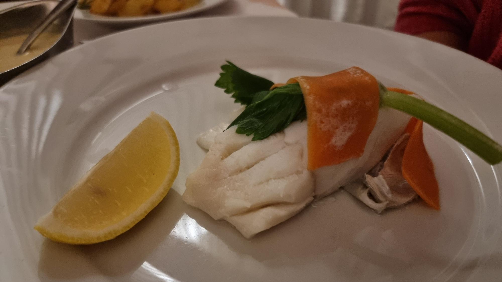 „Merluzzo con senape“ ist Kabeljau mit einer Senfsauce