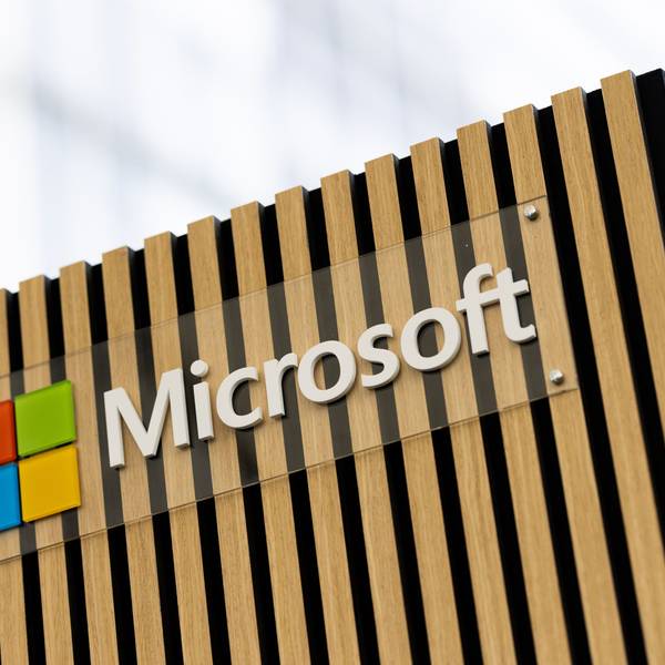 Das Logo von Microsoft beim Internetkongress Digital X im Media Park.