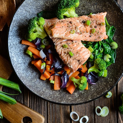 Lachs mit gedämpften Gemüse