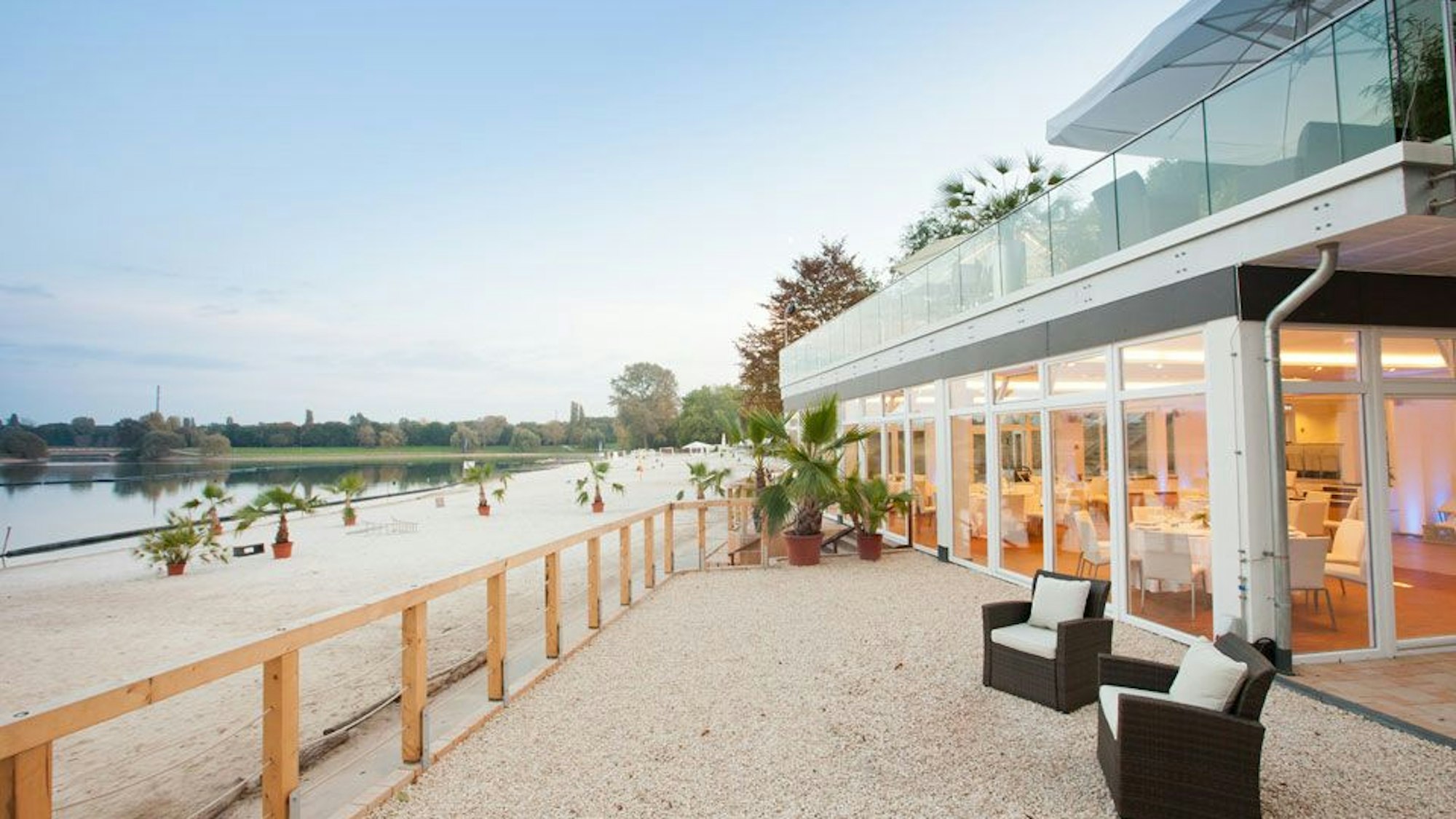 Der Seepavillon am Fühlinger See