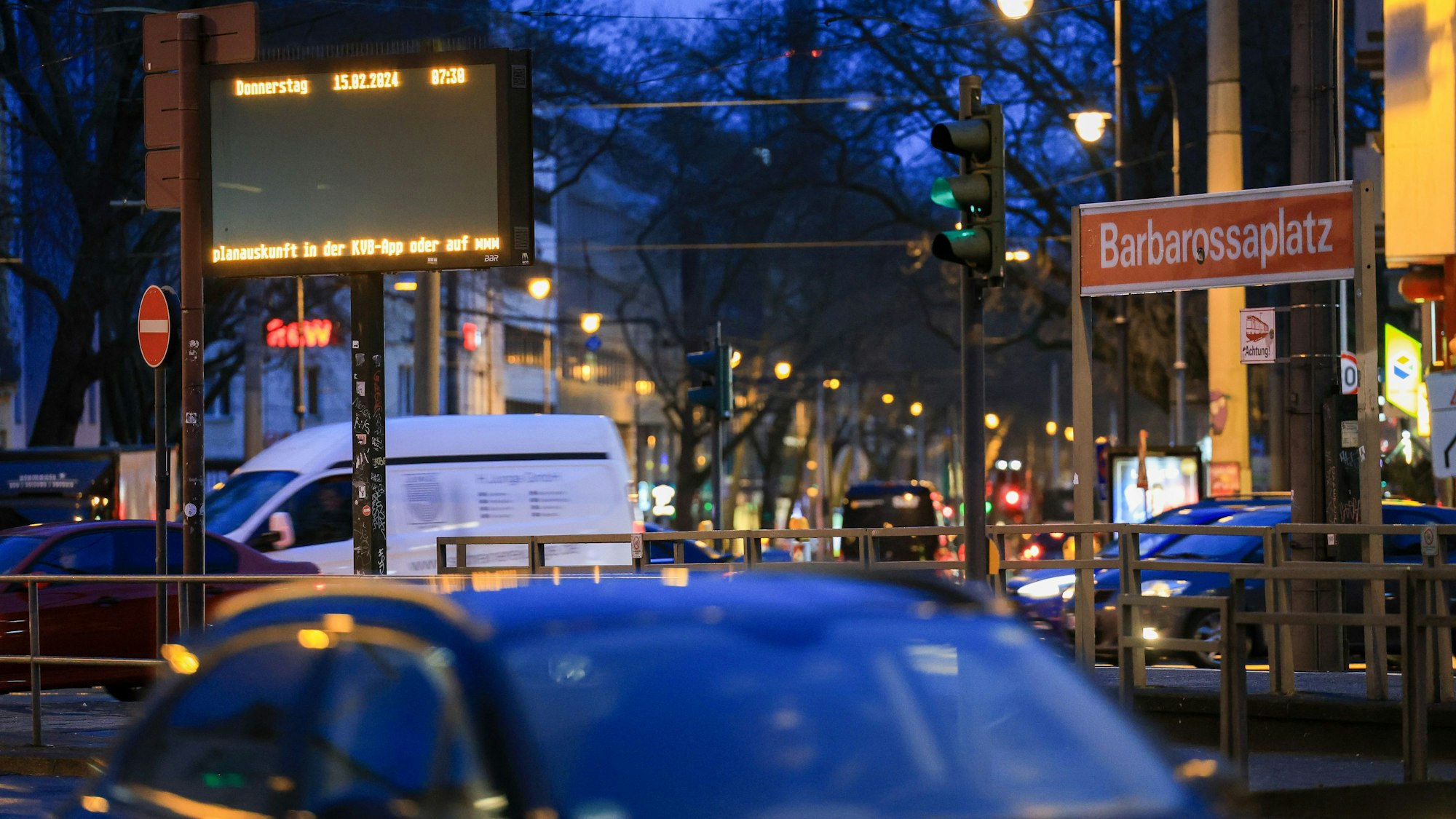 Der Barbarossaplatz am Streik-Morgen.