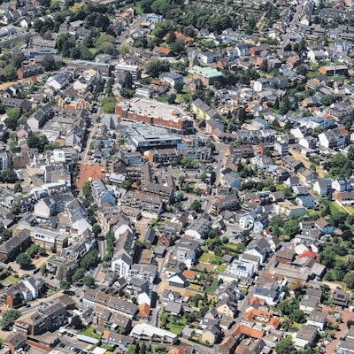 Eine Luftaufnahme der Pulheimer Innenstadt.