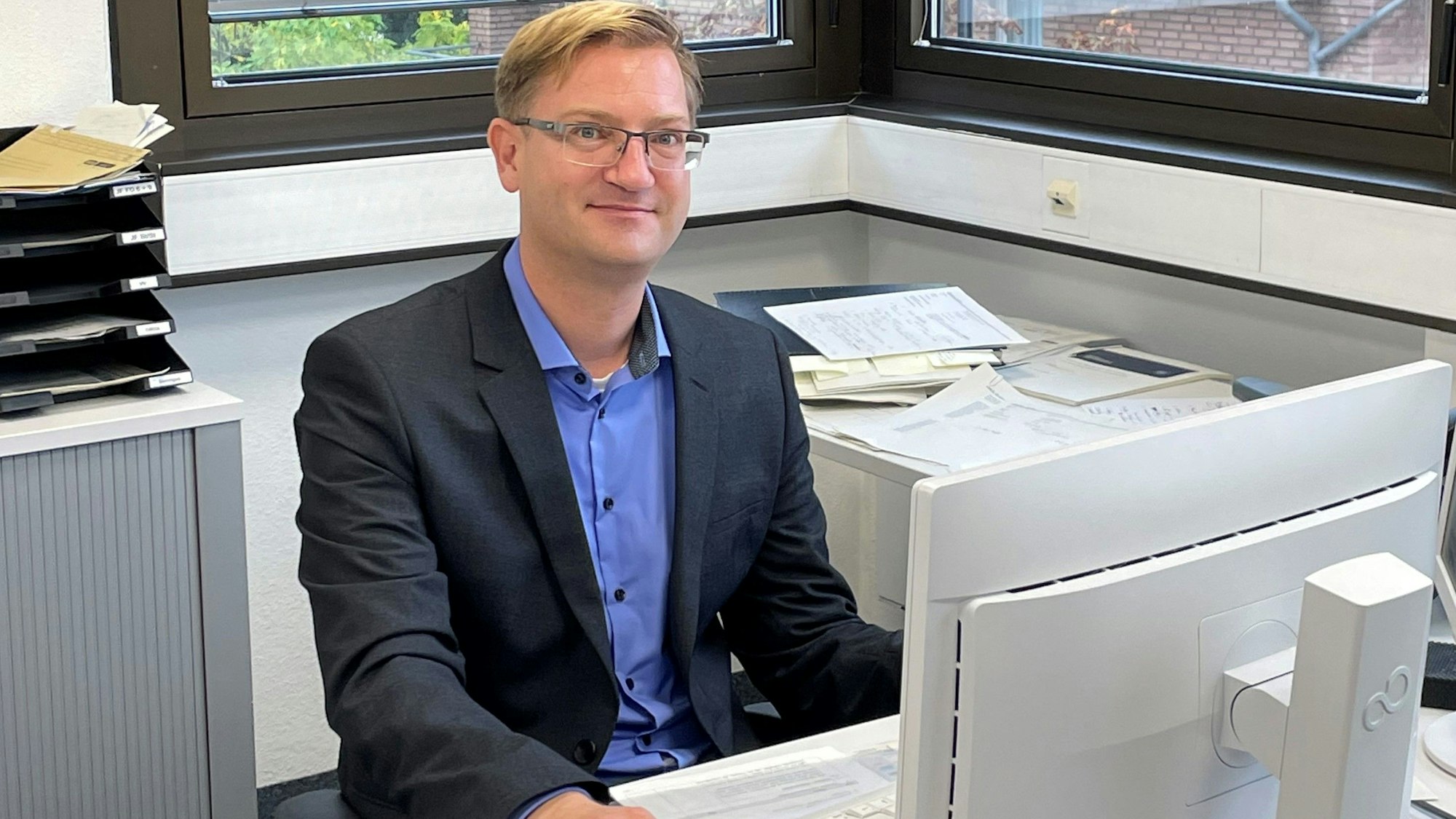 Auf dem Bild ist Robert Lehmann, Technischer Beigeordneter der Stadt Frechen, zu sehen.