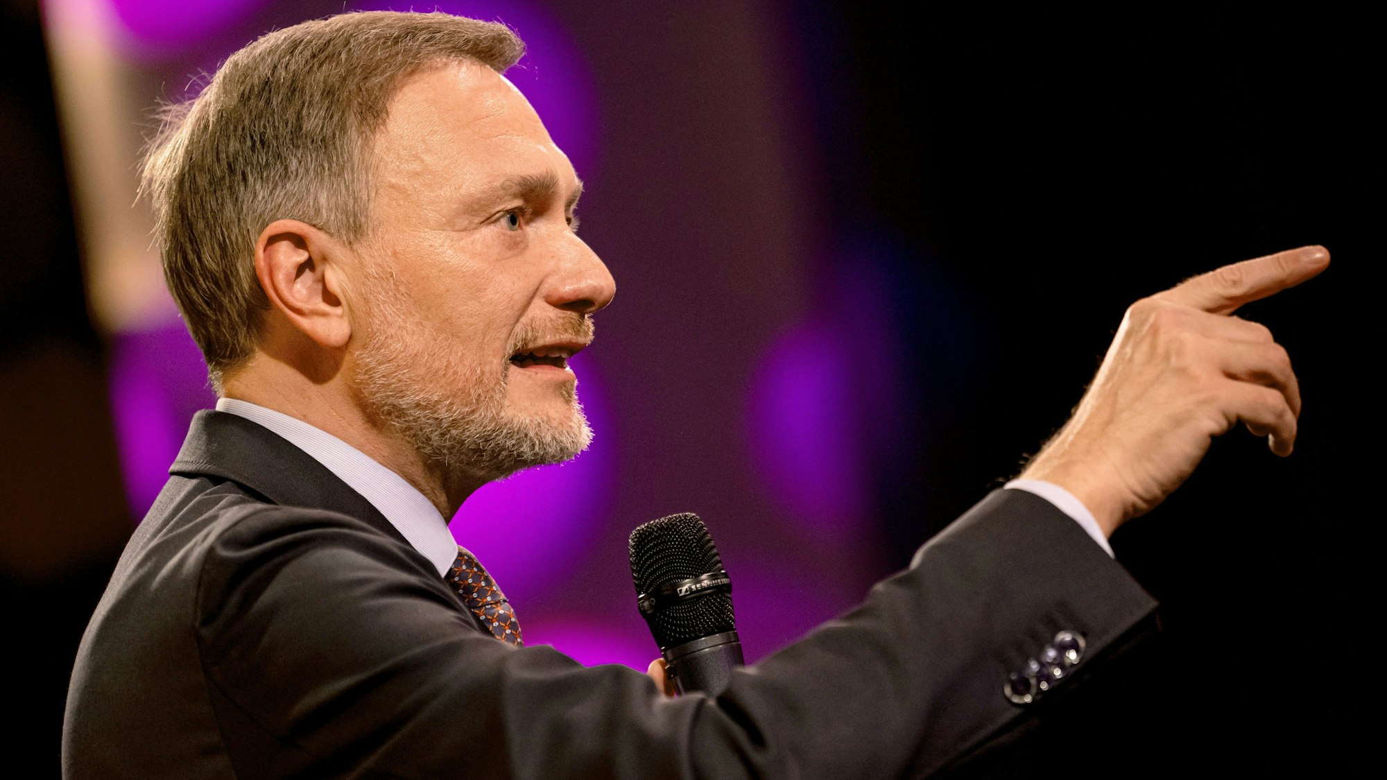 Christian Lindner (FDP), Bundesminister der Finanzen, spricht beim Politischen Aschermittwoch der FDP Brandenburg.