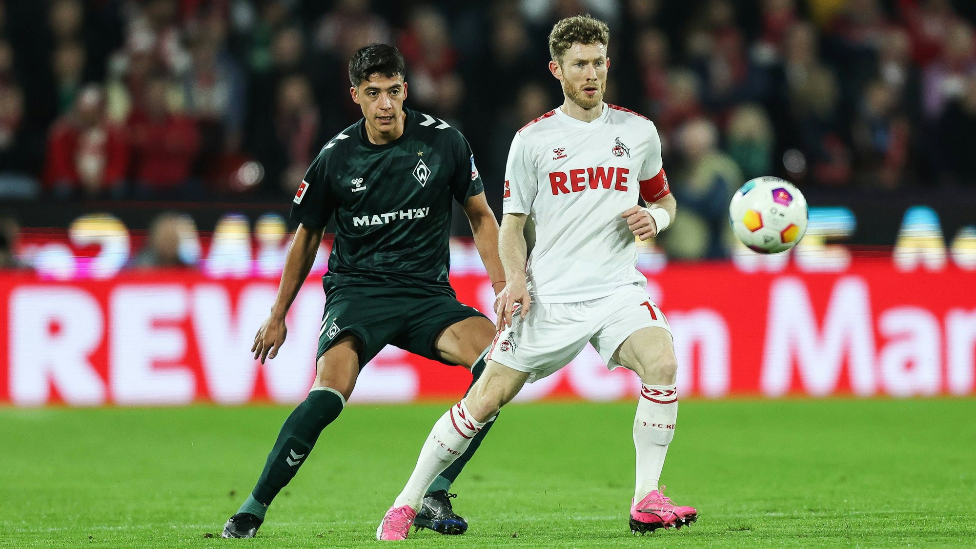 Kainz nimmt den Ball an