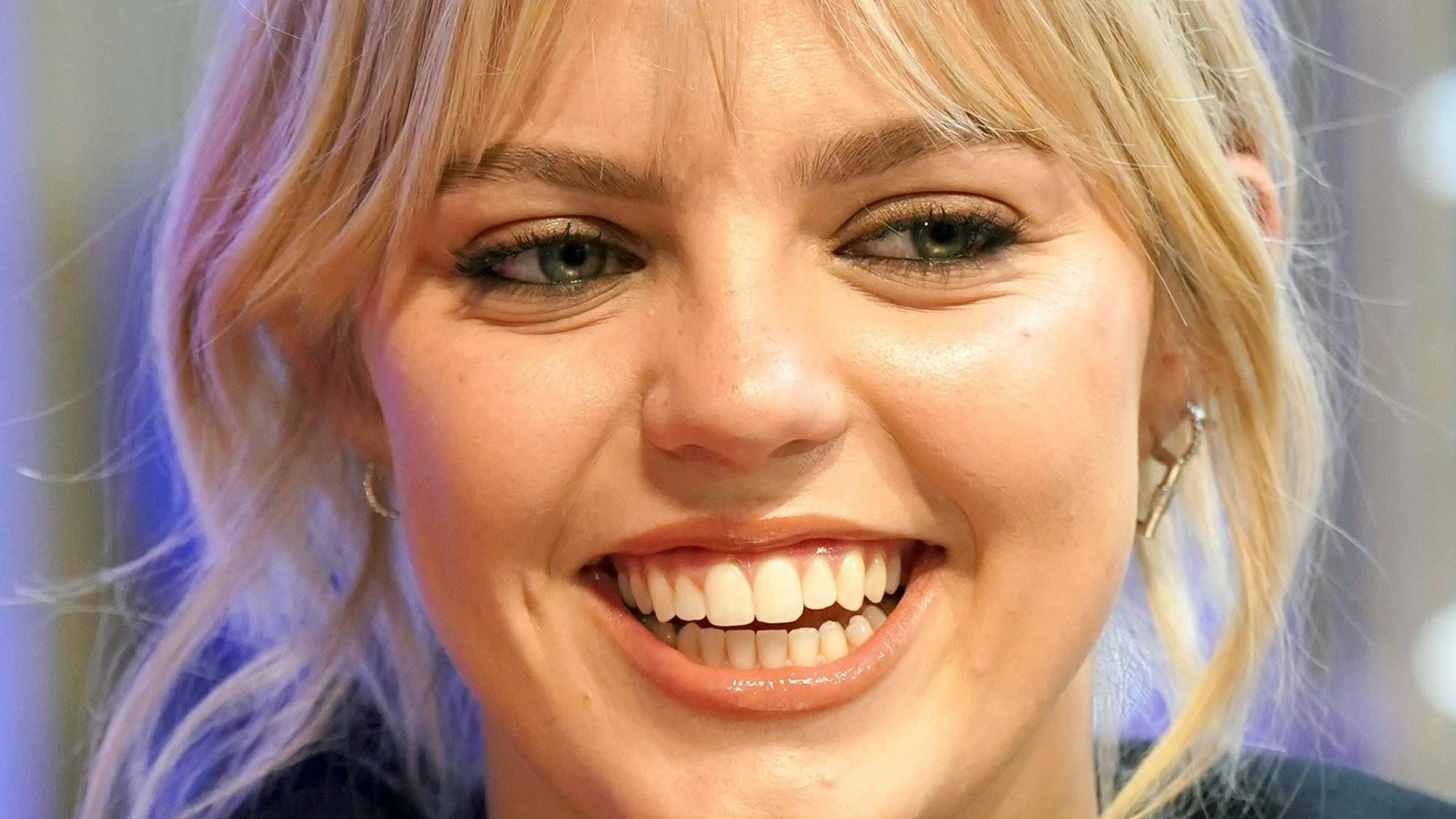 Reneé Rapp bei einem öffentlichen Auftritt, MEAN GIRLS Cast Visits Empire State Building, The Empire State Building, New York, NY, Vereinigte Staaten, 10. Januar 2024.