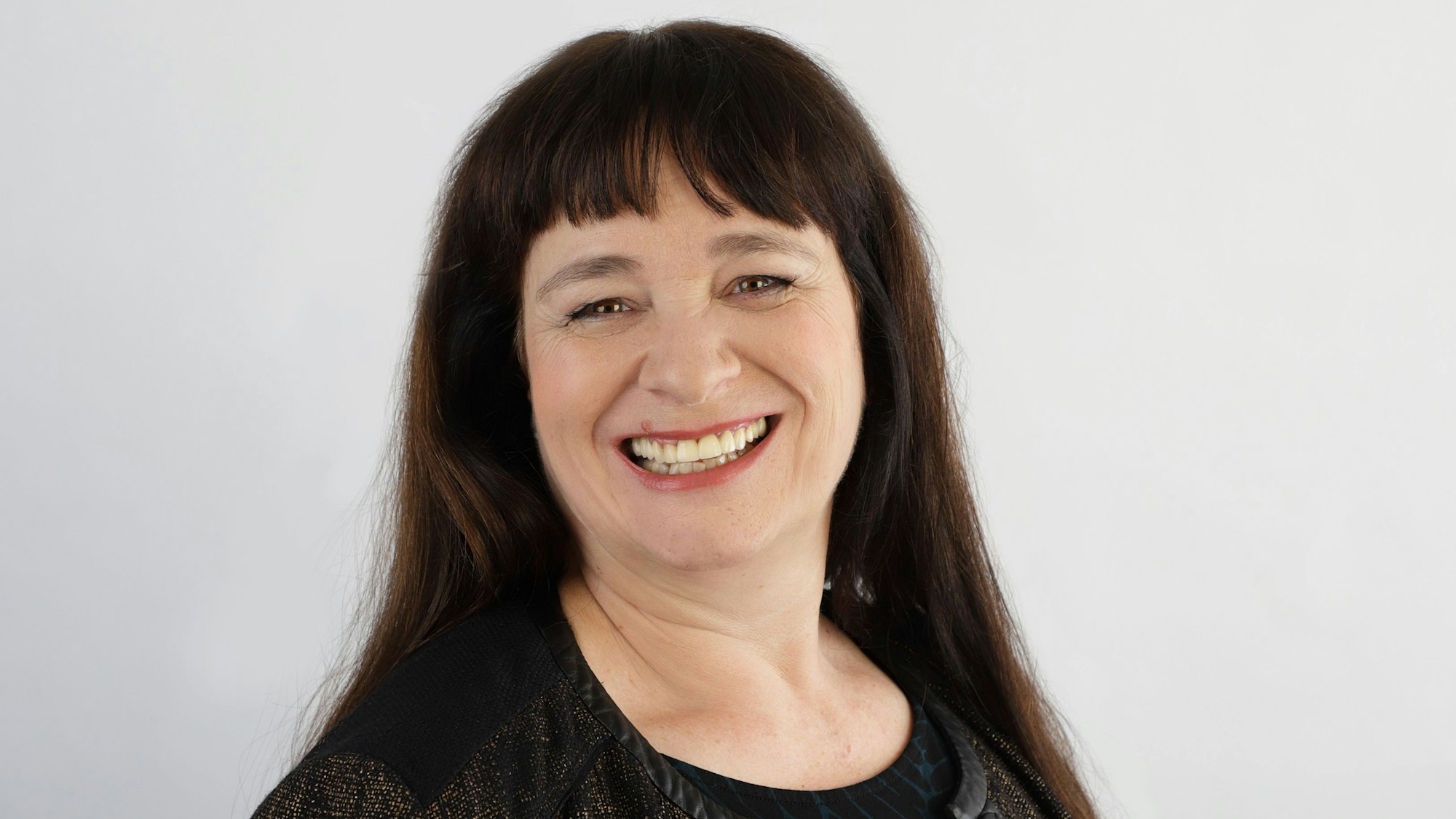 Die Verlagsinhaberin Barbara Budrich aus Leverkusen gründete vor 20 Jahren (2004) ihren Verlag mit Standort in Opladen und feiert somit in diesem Jahr runden Geburtstag.