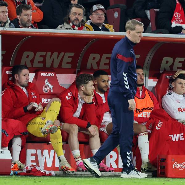 Trainer Timo Schultz und seine Kölner Spieler haderten mit der Niederlage und der eigenen Leistung gegen Bremen.