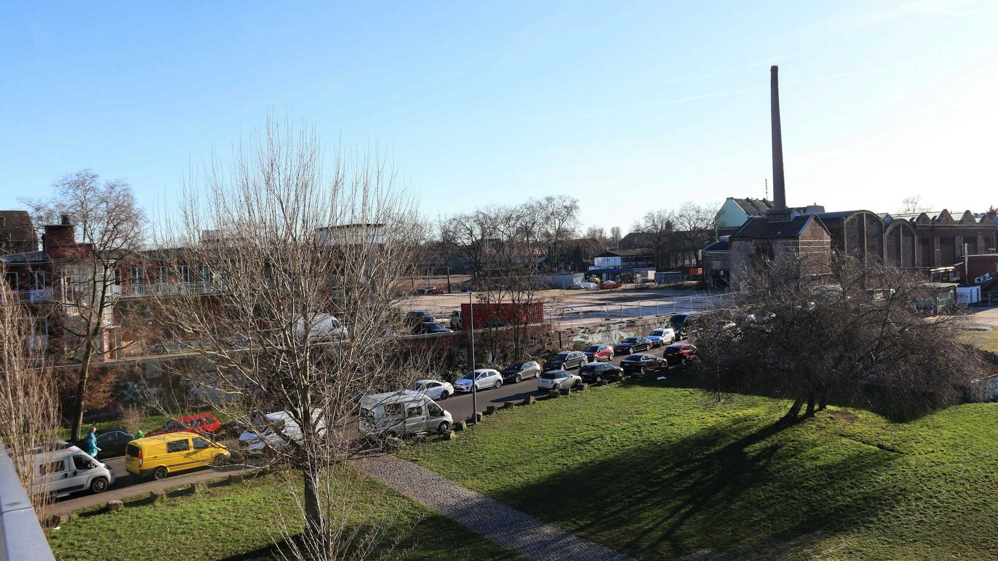 Das Lindgens-Areal befindet sich zwischen dem Mülheimer Hafen und der Deutz-Mülheimer Straße. Foto: Uwe Schäfer