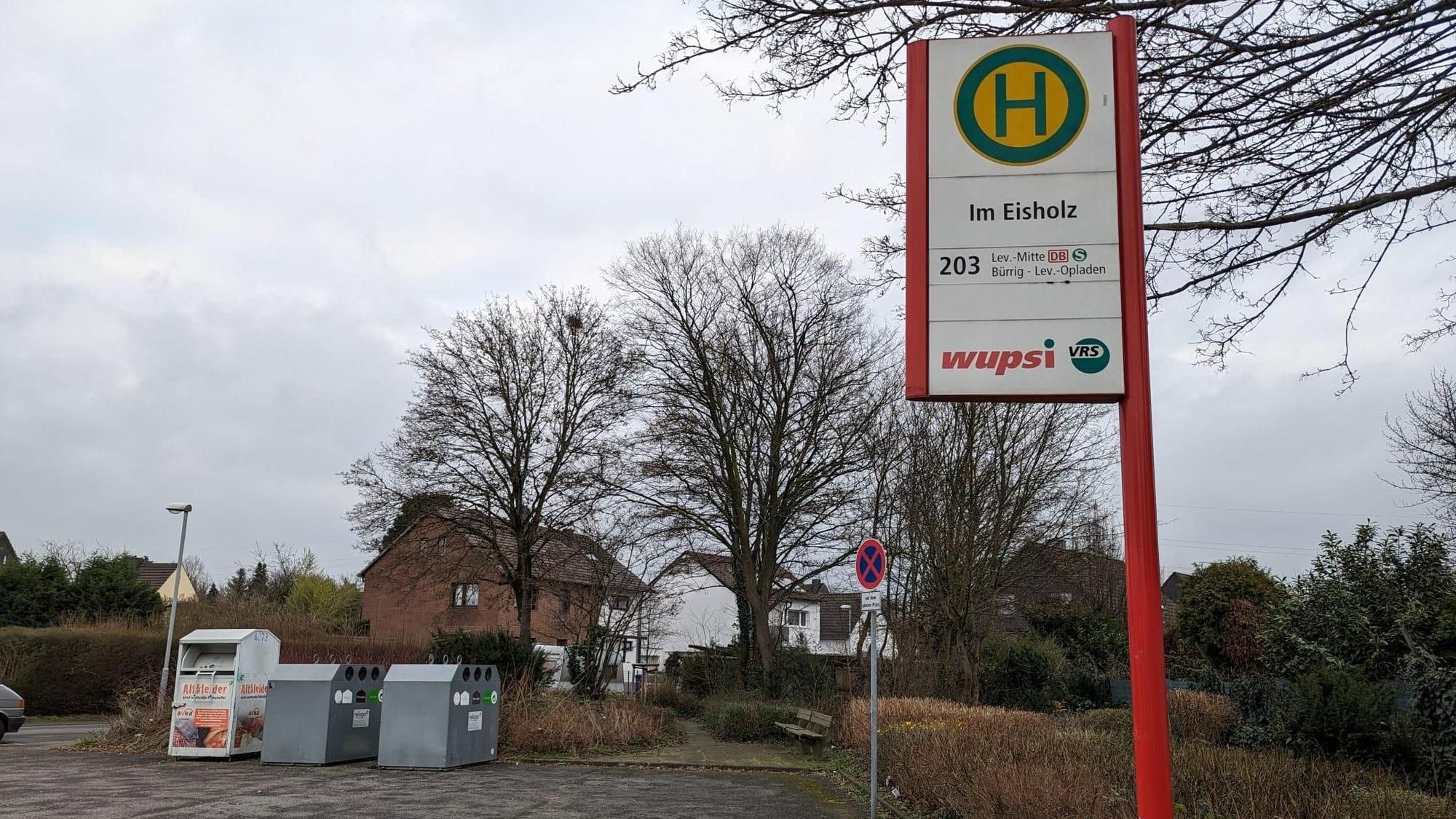 Laut Wupsi ist die Bushaltestelle Im Eisholz die einsamste Bushaltestelle Leverkusens.