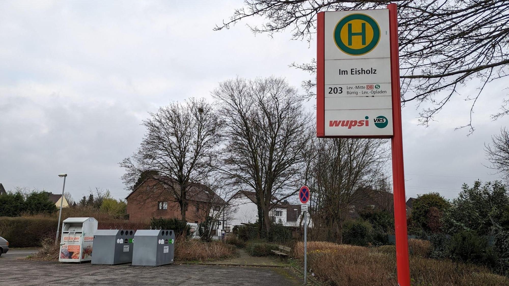 Laut Wupsi ist die Bushaltestelle Im Eisholz die einsamste Bushaltestelle Leverkusens.