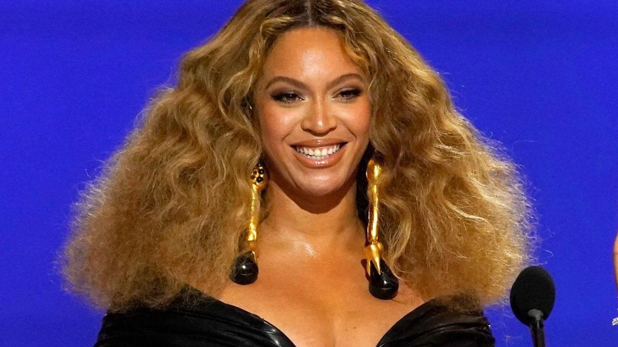 14.03.2021, USA, Los Angeles: Beyoncé, US-Sängerin, bei den 63. Grammy Awards im Los Angeles Convention Center. Beim Super Bowl kündigt Beyoncé ihr neues Album an.